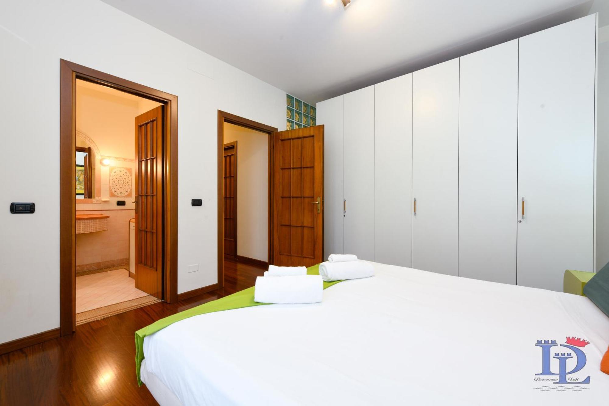 Desenzanoloft Official Partner Marriott Homes & Villas - Gardastar La Stella Del Lago Desenzano del Garda Luaran gambar