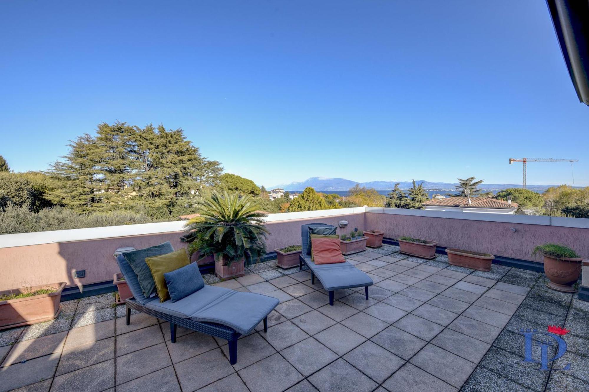Desenzanoloft Official Partner Marriott Homes & Villas - Gardastar La Stella Del Lago Desenzano del Garda Luaran gambar