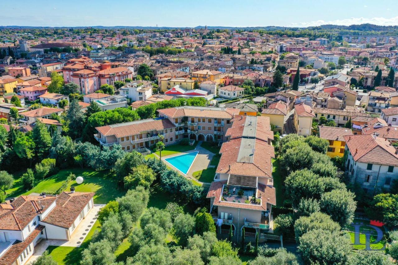 Desenzanoloft Official Partner Marriott Homes & Villas - Gardastar La Stella Del Lago Desenzano del Garda Luaran gambar