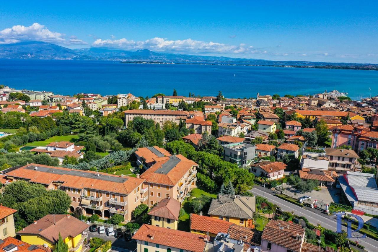 Desenzanoloft Official Partner Marriott Homes & Villas - Gardastar La Stella Del Lago Desenzano del Garda Luaran gambar