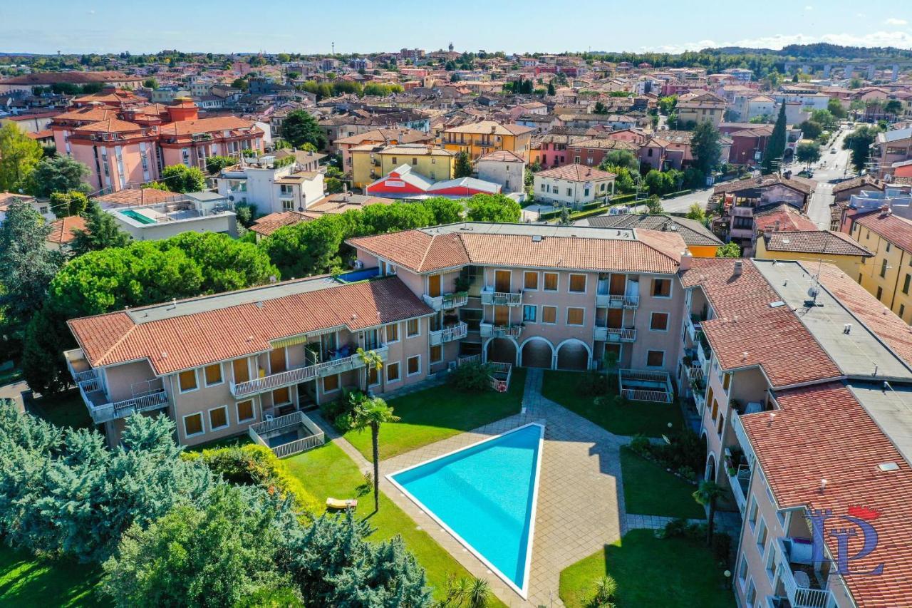 Desenzanoloft Official Partner Marriott Homes & Villas - Gardastar La Stella Del Lago Desenzano del Garda Luaran gambar